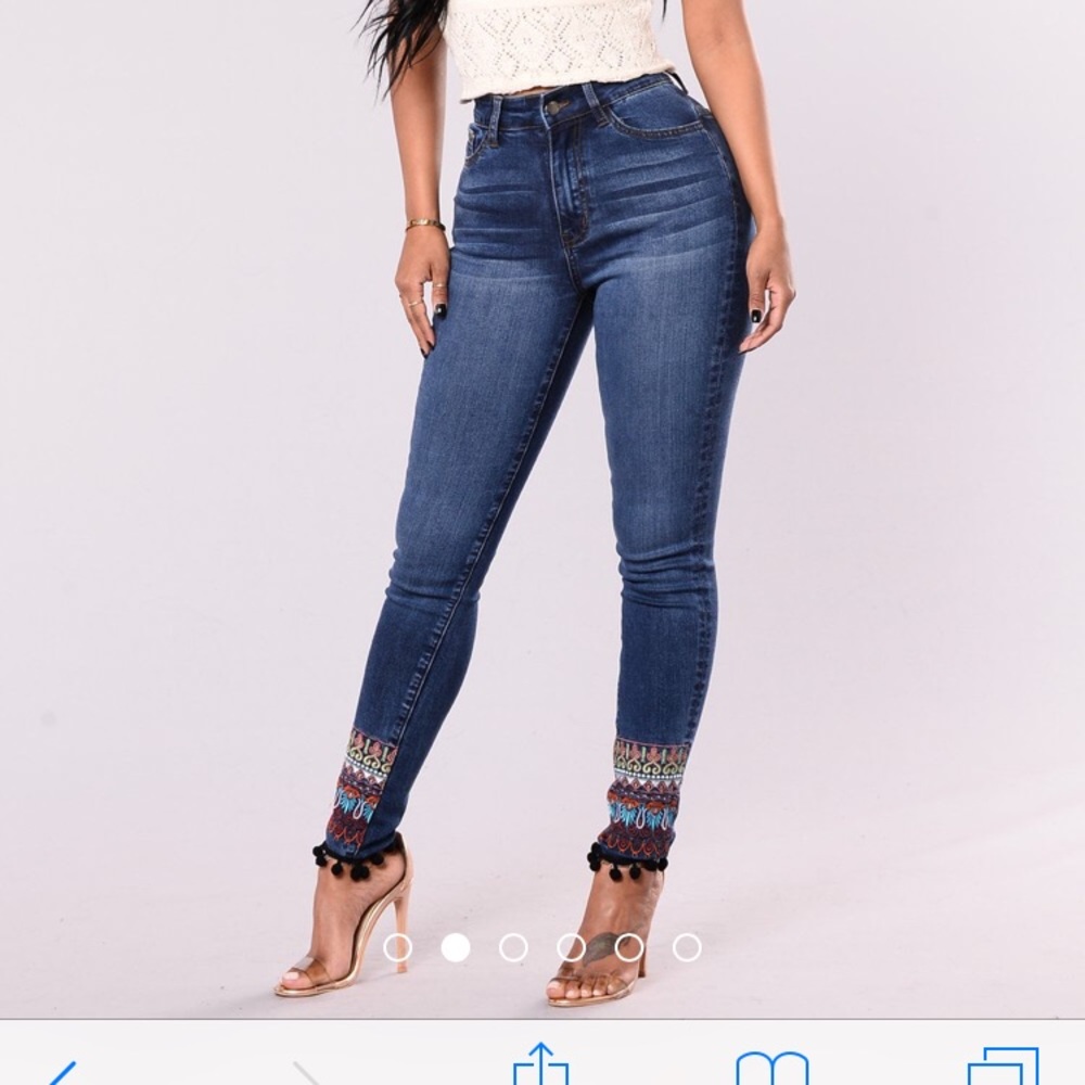 Fashion nova jeans!